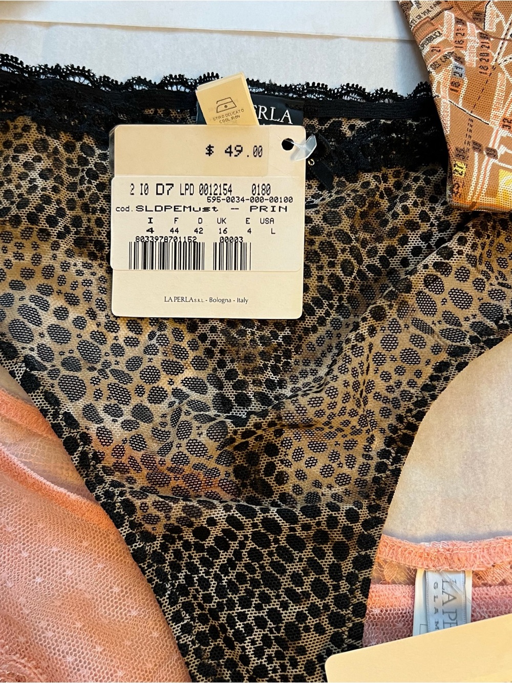 La Perla Women’s Lace & Mesh bikinis, and thongs - 4 pair NEW X small 27/28in - Picture 14 of 16
